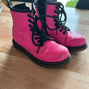 Dr. Martens Kids Hot Pink Lace-Up Ankle Boots